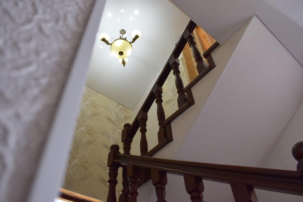 Brancusiana Apartment Targu Jiu Bagian luar foto