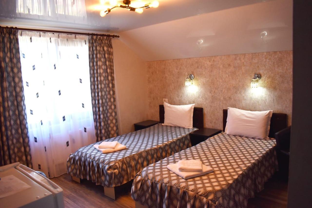 Brancusiana Apartment Targu Jiu Bagian luar foto
